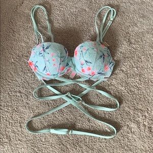 *NWT* victoria’s secret wrap around push-up bra